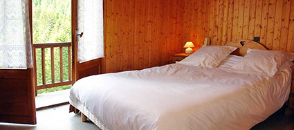 L'hôtel est composé de 17 chambres et propose plusieurs formules. Chambre avec plusieurs lits pouvant aller jusqu'à 5 personnes. Chambre single 